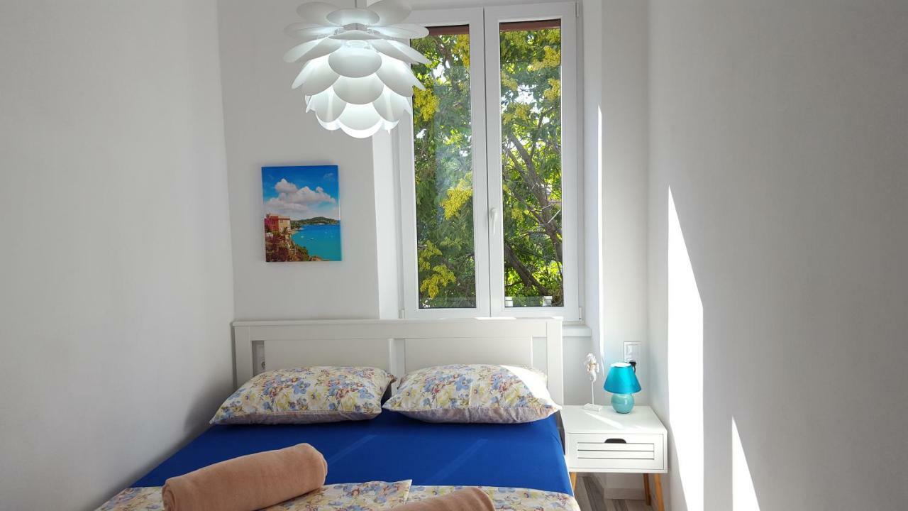 Apartment Imperia *** Pula Buitenkant foto