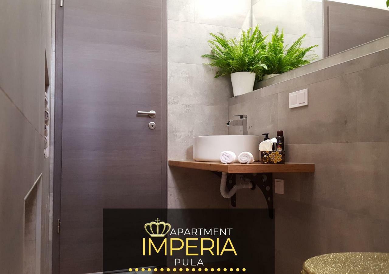 Apartment Imperia *** Pula Buitenkant foto